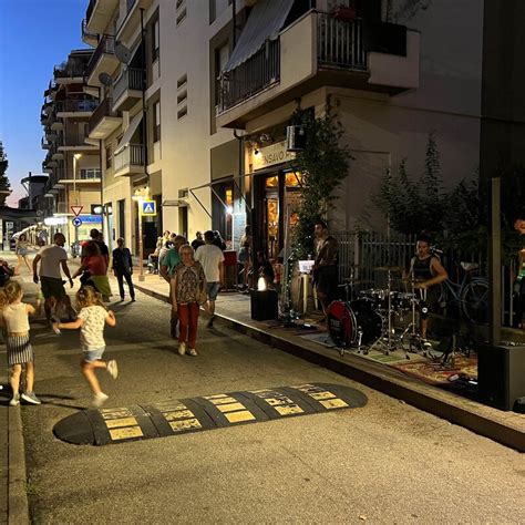 Servizi Al Turista Birreria Vineria Boia Faus Pensavo Peggio Langhe