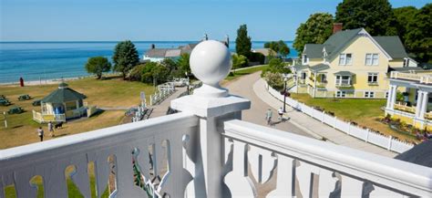 Mackinac Island Accommodations | Rooms | Hotel Iroquois