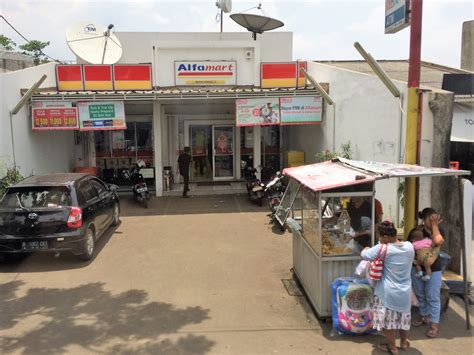 The Curious Case Of Mini Marts And Convenience Stores In Indonesia And