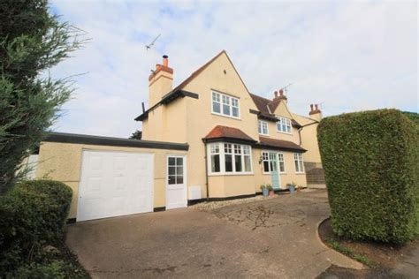 Main Street Broughton Astley Leicester Le9 4 Bedroom Detached House