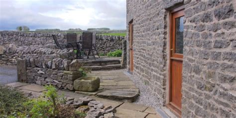 Converted barn Peak District - Byre Cottage - Book online now