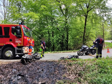 Haute Savoie Violente collision entre deux motos trois blessés