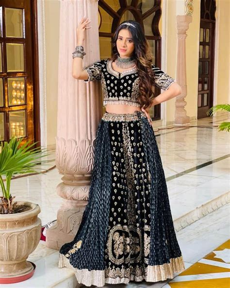 Hiba Nawab Stunning Looks And Outfits K4 Fashion