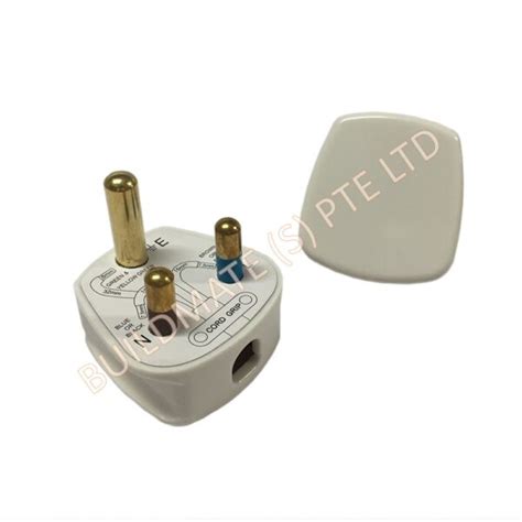 3 Pin Plug Round 15Amp Buildmate