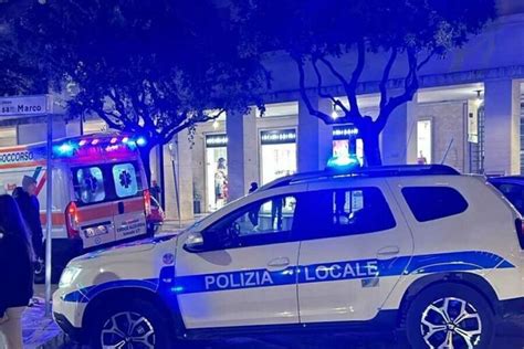 Incidente Stradale A Latina Identificata Lauto Che Ha Investito Una