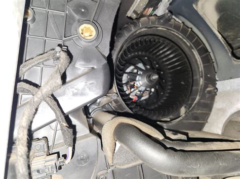 Форд Мондео 4 Замена моторчика печки — Ford Mondeo IV, 2,3 л, 2008 года ...