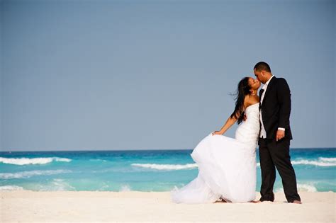 Cancun Wedding Guide - Destination Wedding Details