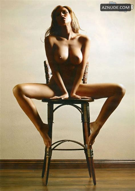 Emily Scott Sexy And Nude Photoshoot Posing Her Luscious Breasts And Booty AZNude