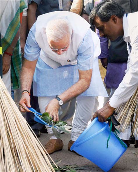 Pm Narendra Modi S Swachh Bharat Initiative Itll Take More Than