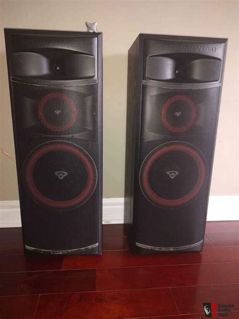 Cerwin Vega XLS 12 Floor Standing Speakers Local Pickup Only For Sale