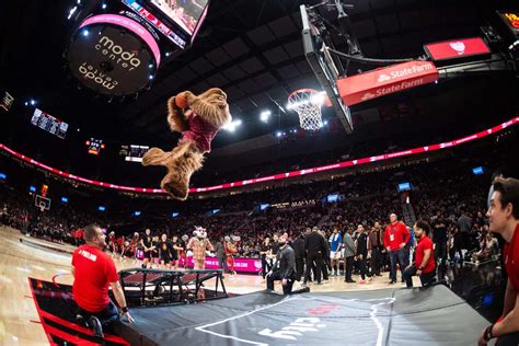 PHOTOS » Trail Blazers vs. Mavericks on December 8, 2023 Photo Gallery | NBA.com