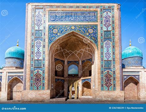 Entrance To The Barakhan Madrasah In Tashkent Editorial Stock Image