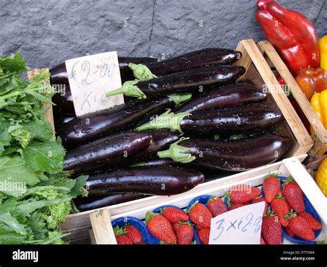 Verduras De Italia Hi Res Stock Photography And Images Alamy