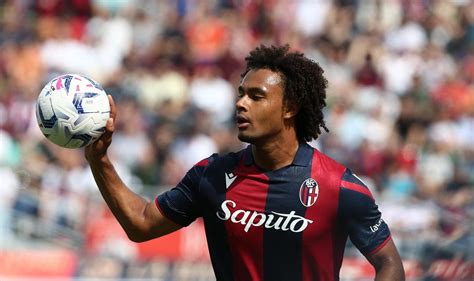 Zirkzee Al Milan Con Il Pagamento Della Clausola Da Milioni Il