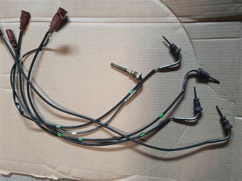 CZUJNIK SPALIN TEMPERATURY VW PASSAT B7 B6 2 0CR 10616180438