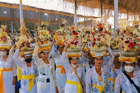 Karya Atma Wedana Maligia Punggel Desa Adat Kesiman Diikuti 398 Puspa