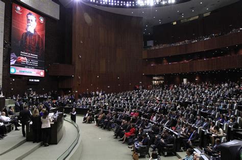 Blindan Palacio Legislativo Por Quinto Informe De Gobierno De Pe A Nieto