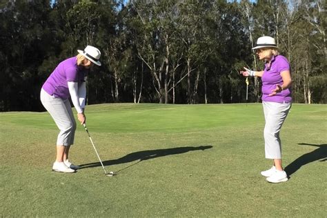 Keep The Ball High Or Low When Chipping Outgolfed