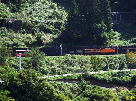 Jpanese Railway Photo JR East Class 107 EMU Approached NIKKO Station Up