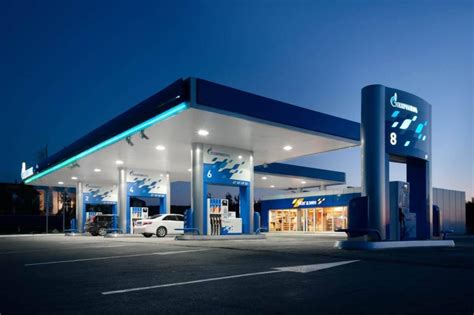 Создать мем "стелла газпромнефть новая, азс газпромнефть, азс газпром ...
