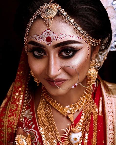 Pin By Rinku Singh On Bridal Bengali Bridal Makeup Bridal Makeup