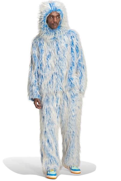 Yeti Realness Christmas Outfit By Kerwin Frost X Adidas