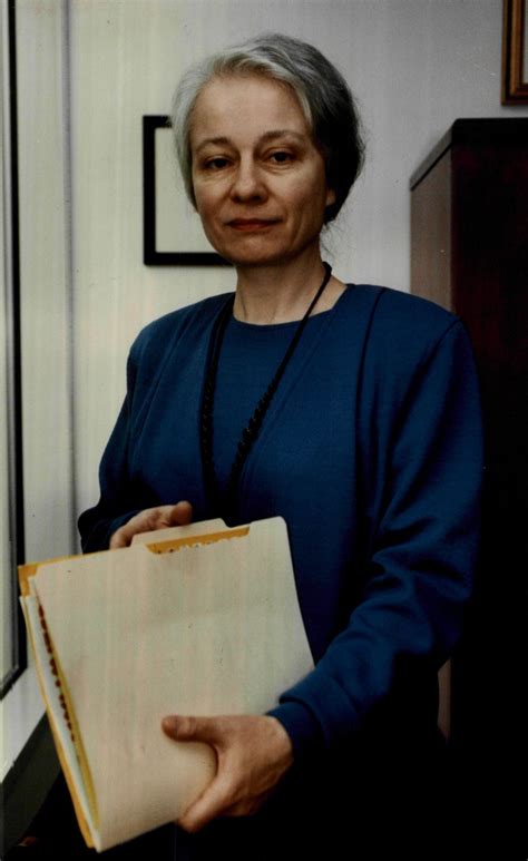 Few Applicants Receive Illinois Crime Victim Compensation Funds