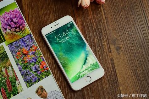 和iphone 7相比，这款苹果旗舰目前入手更超值！ 每日头条