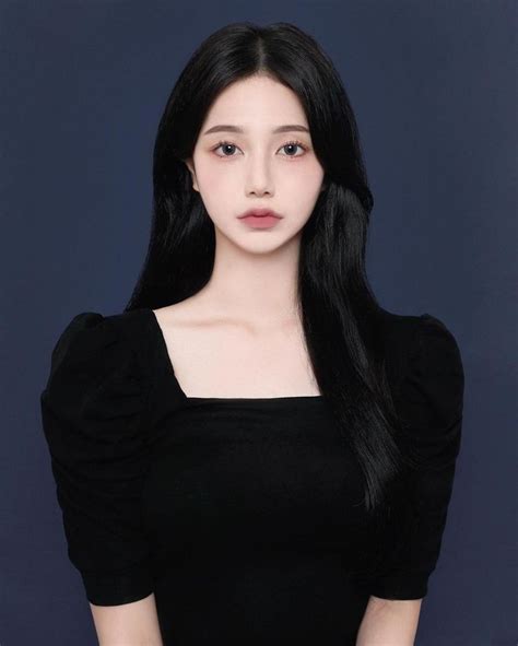 Pin Oleh Ulzzang C Di P Ziy Rambut Indah Wajah Gadis Uzzlang