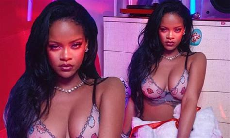 Rihanna Continues To Heat Up Instagram With Another Sexy New Lingerie Shot Promoting Savage X
