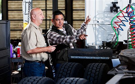 Top tips to find the best diesel technician school for you