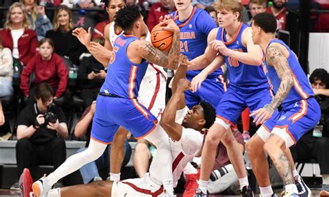 Florida Basketball: The Athletic’s bracket watch moves Gators to South