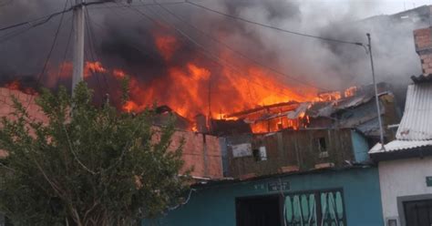 Entregan Ayudas A Damnificados Por Incendio En Ciudad Bolívar El Nuevo Siglo