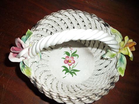 Capodimonte Porcelain Italian Vintage Basketweave W Roses Bowl