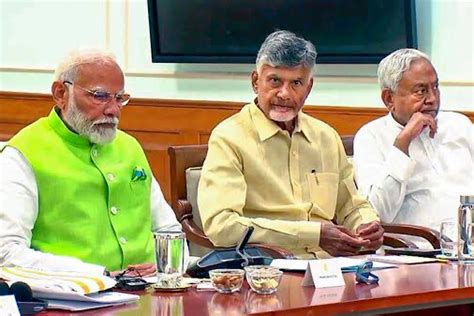 Naidu Backs Modi At NDA Meet Promises To Stand By Alliance The Statesman