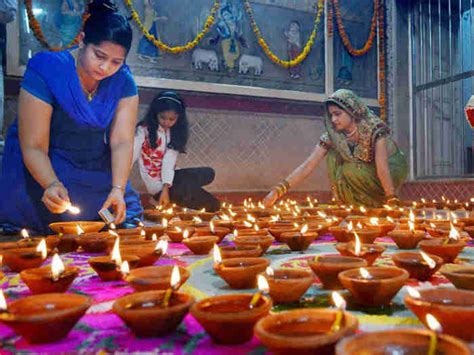 Diwali 2021 When Is Diwali Festival Know Date And Time Importance History And Significance