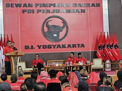 Hari Menuju Pilpres Hasto Minta Kader Pdip Diy Masif Bergerak