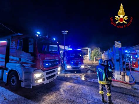 Incendio Nel Capannone Dell Ex Ecoidea Ditta Di Trattamento Rifiuti