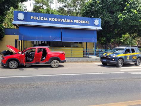 Homem Troca Cabe As De Gado Em Caminhonete Roubada E Acaba Preso Pela