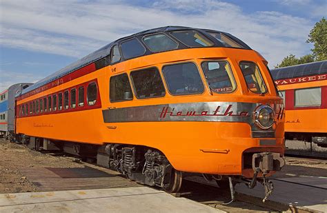 The Milwaukee Road Hiawatha Passenger Trains Trains