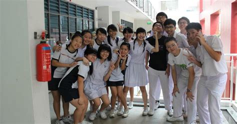 SSU Singapore School Uniforms: NHHS Nan Hua High School