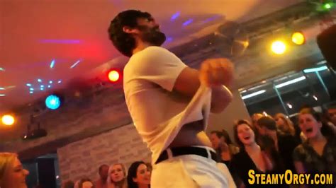 Real Cfnm Amateur Blow