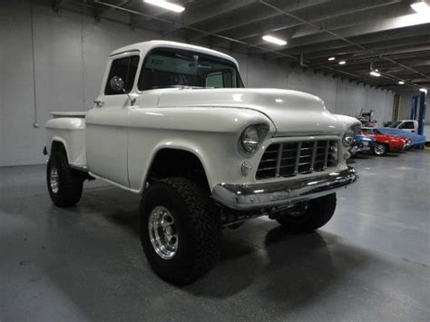 1956 Lifted Chevrolet 3100 4x4