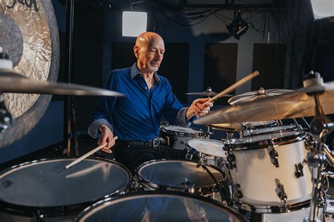 Steve Smith's Best Tips For Drum Soloing - Drumeo Beat