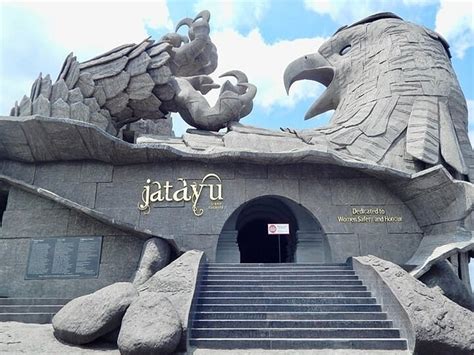 Jatayu Earth Centre Kerala दनय क सबस बड और सदर पकष मरत