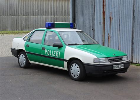 Opel Vectra A Polizei Motorsport Club Marburg 1990 E V