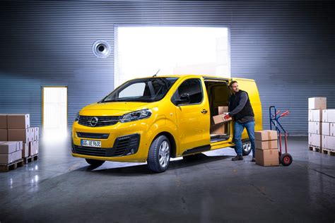 Opel Vivaro E Autonomia Motore Caratteristiche E Immagini Del