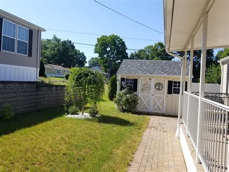 2016 Commodore Mobile Home For Sale In Southington Ct 1288900