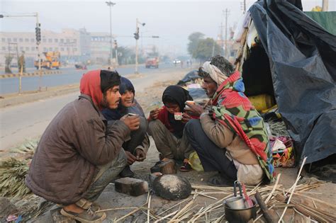 North India Shivers As Cold Wave Persists Mercury Dips To Zero Degrees