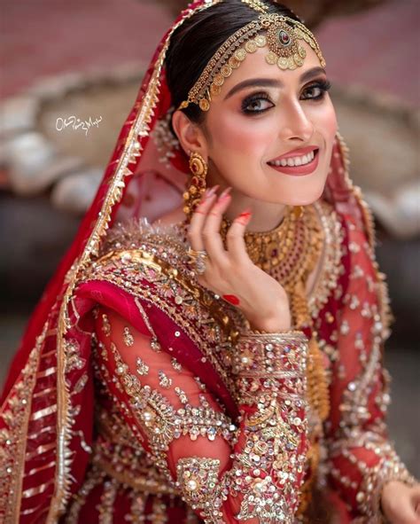 Ayeza Khans Latest Bridal Shoot For Mnr The Odd Onee